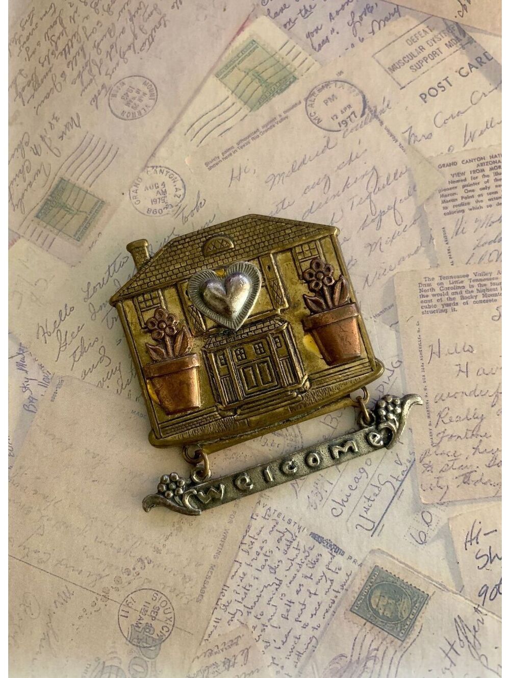 Vintage Charming Brass House Pin Heart & Welcome Sign - Unique Home Decor Brooch